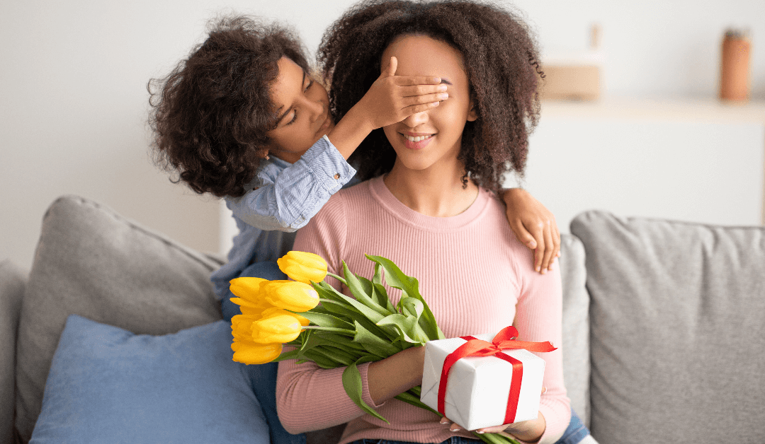 personalized Mothers Day presents